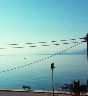 Arkitsa Apartment | Νηρηίδες so blue