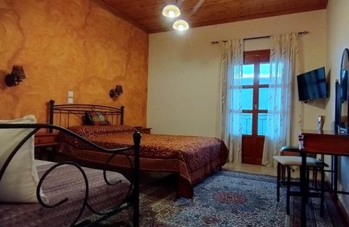 Dimitra Arkadias House | Ξενώνας Ερυκίνη