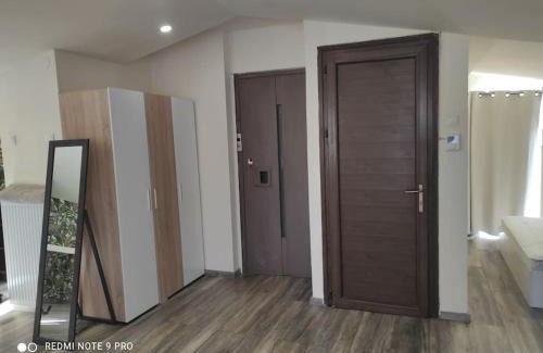 Stavroupoli Apartment | Σοφίτα Καλλύνω