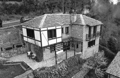 Krikellon House | ΤΟ ΑΡΧΟΝΤΙΚΟ