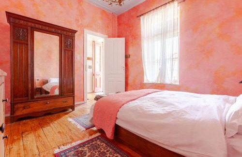 Vamvakou House | Το Aρχοντικό των Τσιντζίνων