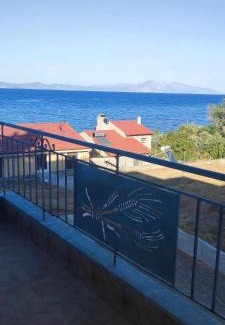 Arkitsa Apartment | Φάρος Αρκίτσας