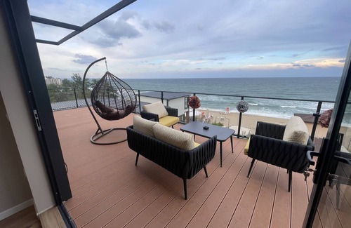 Osenovo Apartment | Ако искате да се наслаждавате на морските вълни на 1-ва линия на плажа .