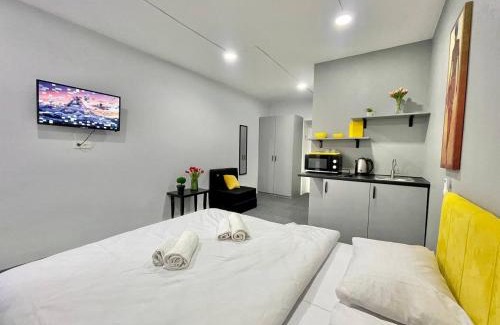 Afanasivsʹkyy Yar Apartment | Апартаменти ТЦ Україна м. Університет