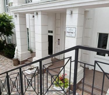 Solomjanskyj Apartment | Апартаменти MYFREEDOM поруч із метро Васильківська