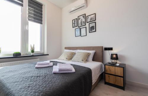 Holosiivskyj Apartment | Апартаменти MYFREEDOM поруч із метро Теремки