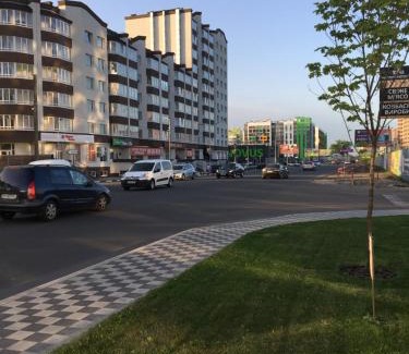 Lesniki Apartment | Апартаменты в 3км аэропорта Киев
