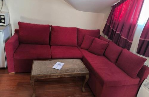 Kvartal Noviya Grad Apartment | Апартамент-студио Б4-4-1 Божурленд