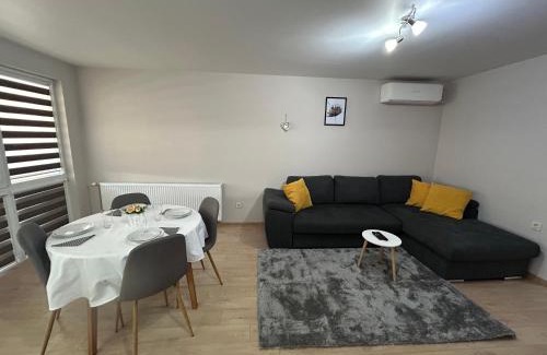Sliven Apartment | Апартамент Център Сливен 1