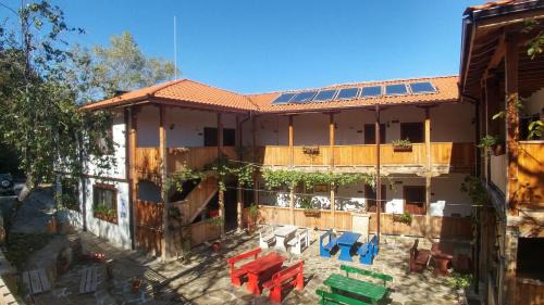 Tryavna House | Арт комплекс Горски дом - Трявна