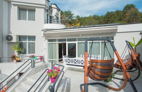Enina Villa | Вила Франк/Villa Frank