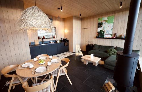 Plavya House | Висота890