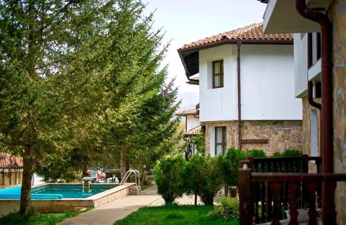 Troyan House | Вълеви Къщи