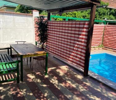 Vapnyarka House | Гостевой дом Дина