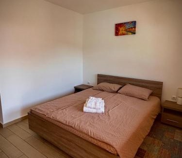 Transcarpathia Hotel | Гостинний дім Александрія