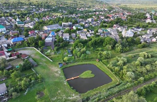 Nyzhnje Selyshche Hotel | Готель Близниці