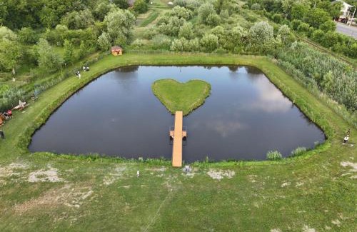 Nyzhnje Selyshche Hotel | Готель Близниці
