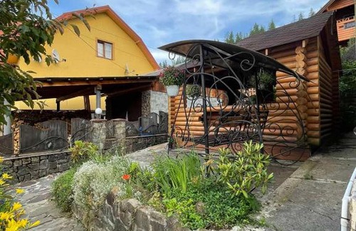 Slavske House | Готель РіТО