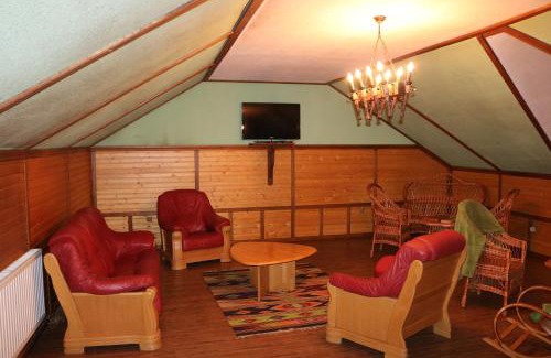 Nyzhnje Selyshche Hotel | Готель ***ФЕЄРІЯ