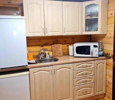 Holosiivskyj Apartment | Деревянный 2-х комнатный домик