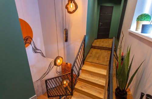 Petrovskoye Apartment | Затишна студія біля метро Площа Конституції - Харківська набережна 3-10