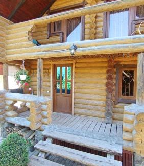 Izki House | Затишний будиночок