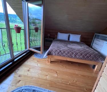 Pilipets House | Затишний двір