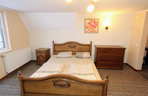 Yasinya Bed & Breakfast | Затишний міні-готель "Rosky"