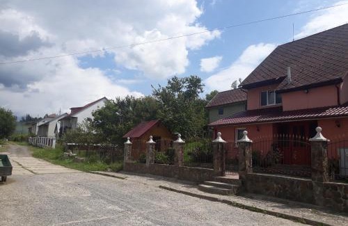 Volovets House | Затишок