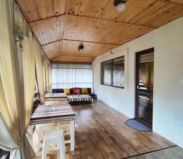 Slavske Apartment | Карпатський куточок