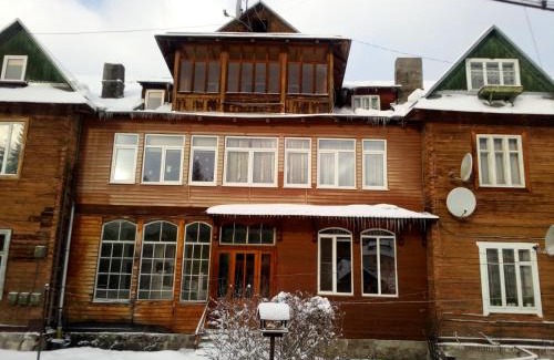 Vorokhta Apartment | Квартира Ворохта
