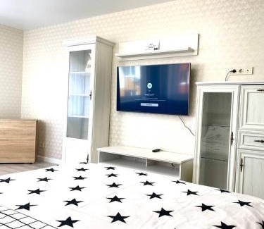 Lutsk Apartment | Квартира 2кім, ЖК Тріумф, ж-д 5хв, автостанція