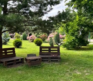 Lesniki Other | Кемпінг у кінному клубі