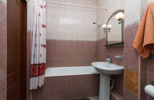 Besarabka Apartment | Комфортабельные апартаменты на Бессарабка, Арена.