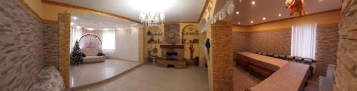 Podilskyj Villa | Куренiвський Двiр