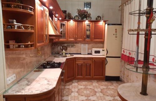 Podilskyj Villa | Куренiвський Двiр