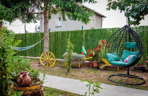 Belene House | Къща за гости При Маги и Краси