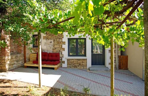 Letnitsa House | Къщичка Под шарената сянка