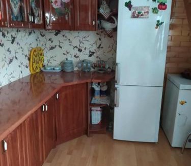 Yasinya House | Кімнати в мальовничому селі Кваси