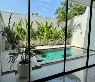 Babakan Villa | Кasandra