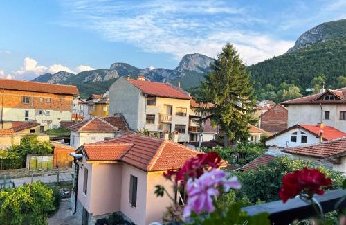 Vratsa Apartment | Луксозен Апартамент с гледка СЛЪНЧЕВ ДЕН