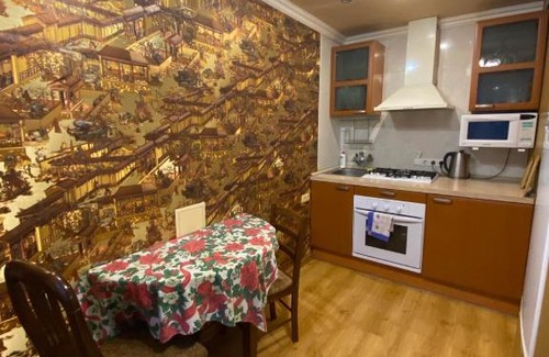 Pervomayskoye Apartment | Однокомнатная квартира студия с панорамным балконом возле центр.площади Ленина