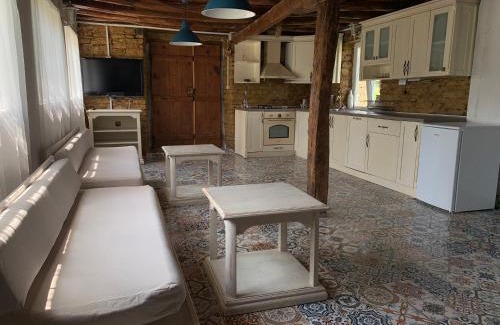 Letnitsa House | Онгъл юг