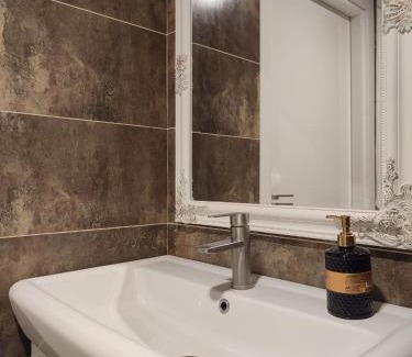 Kharkiv Apartment | Посуточно! Современная смарт-квартира м. Дворец спорта, Олимпийская.