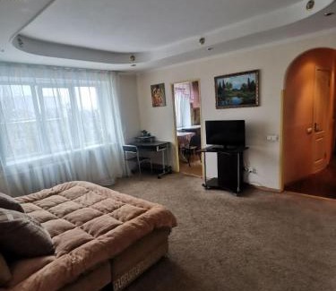 Holosiivskyj Apartment | Просторі апартаменти на ВДНГ