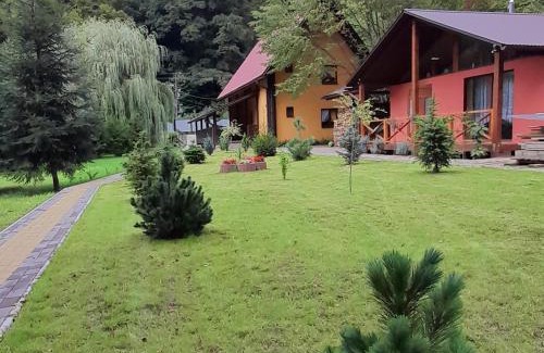 Transcarpathia House | Садиба Срібний Вовк