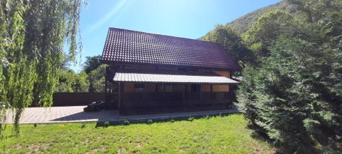 Transcarpathia House | Садиба Срібний Вовк