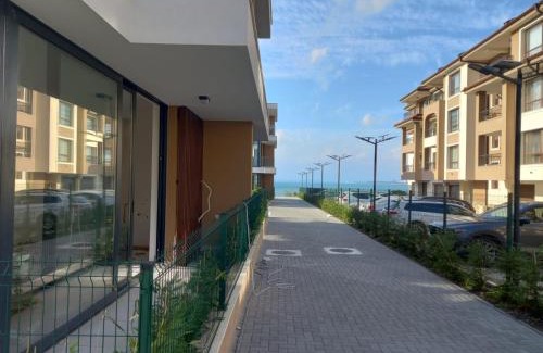Sarafovo Apartment | Сарафово Лукс Гарден Първа Линия