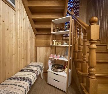 Yaremche House | Світанкове Сяйво