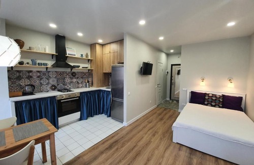 Zavelichenskaya Apartment | Современная студия у Ленты